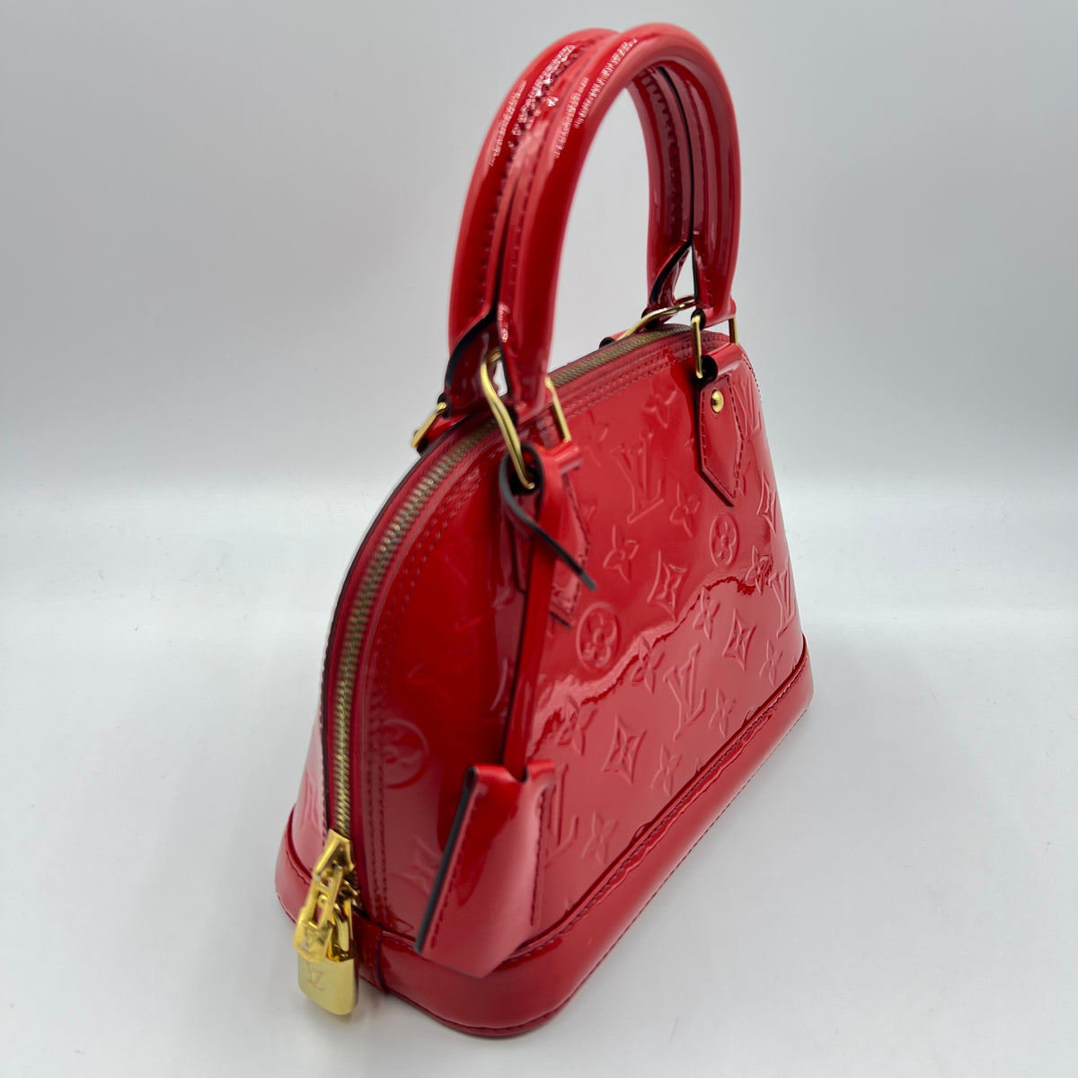 Louis Vuitton Vernis Alma BB Pomme D'Amour