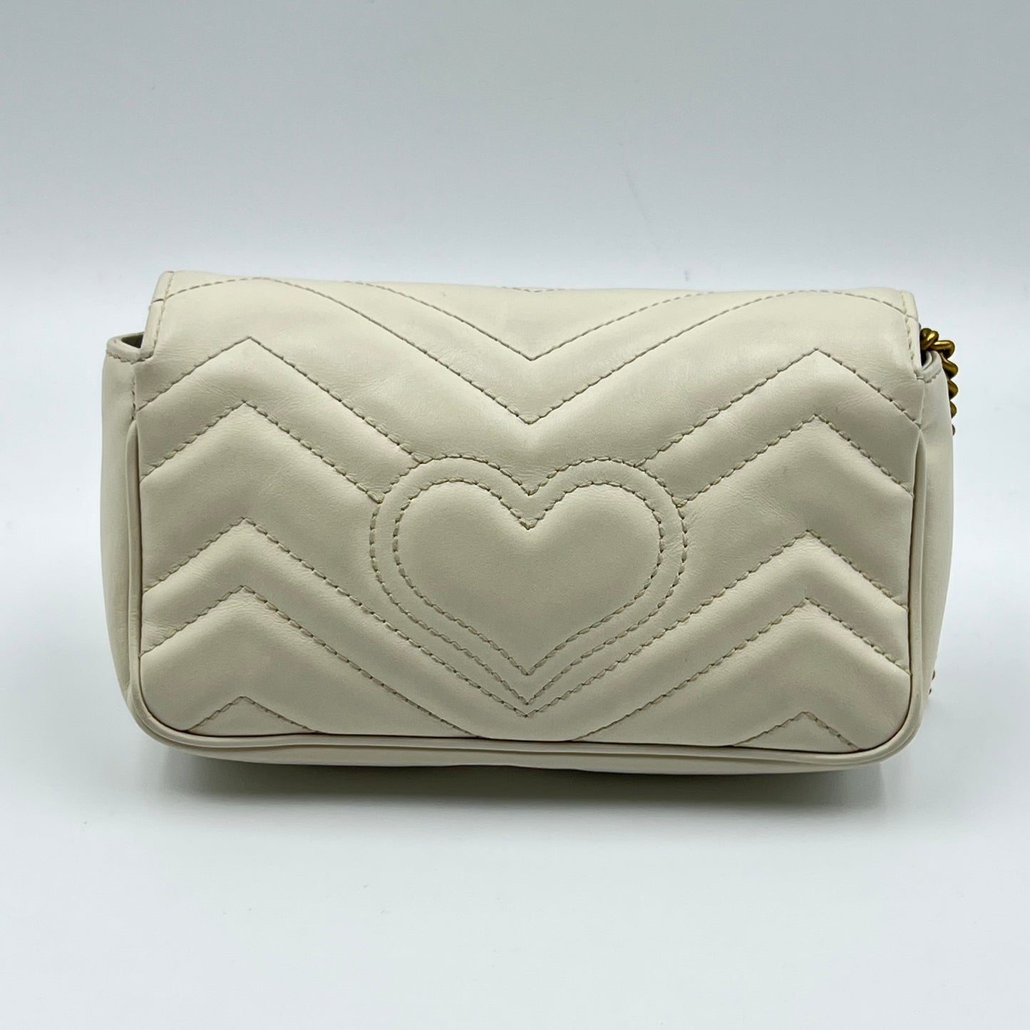 Calfskin Matelasse Super Mini GG Marmont Shoulder Bag White