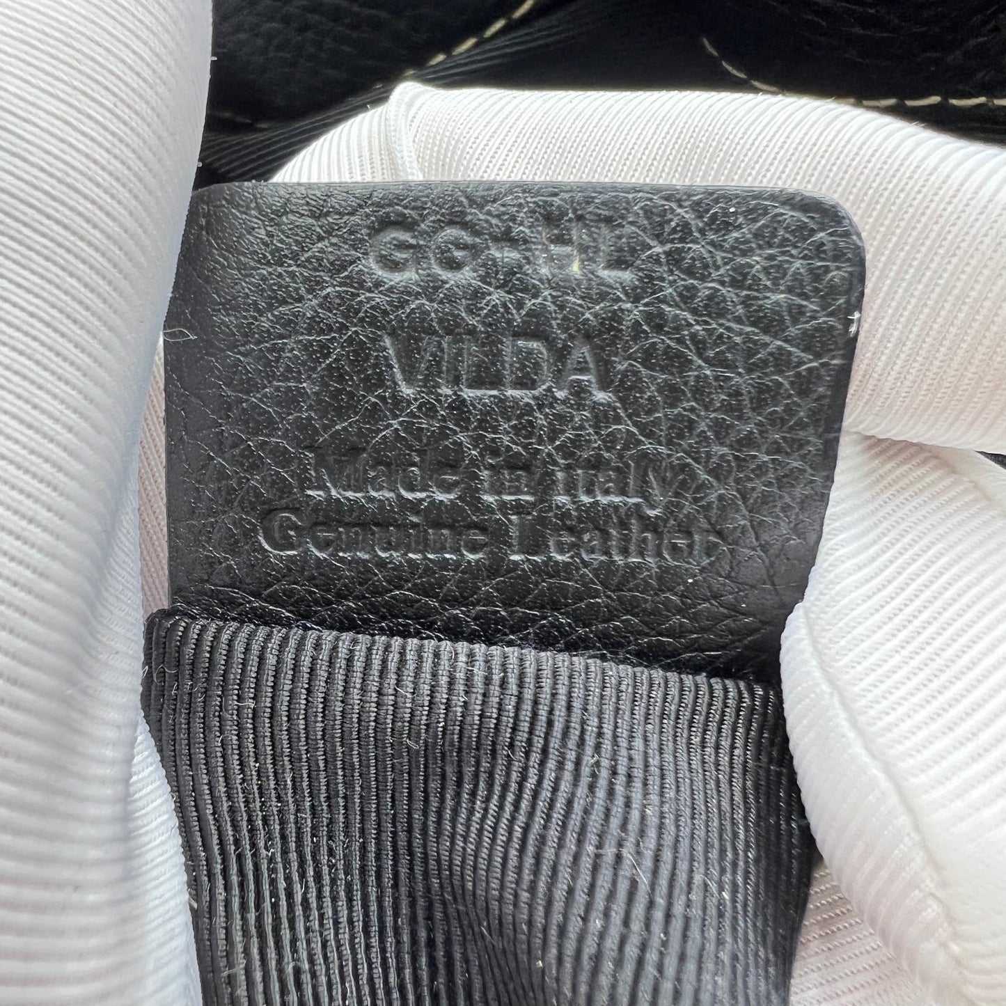 Bally of Switzerland black Caviar Italian leather shoulder bag