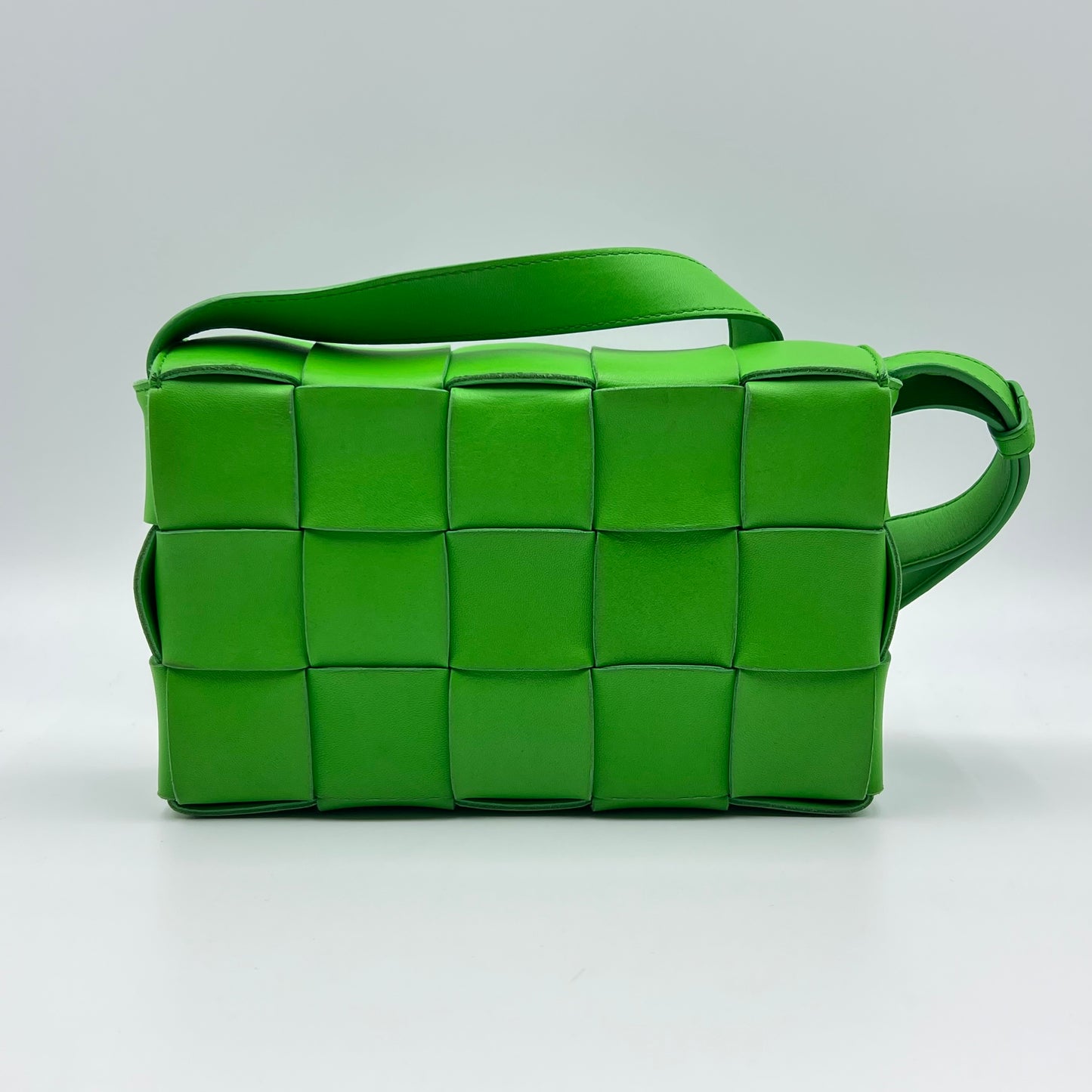 Lambskin Maxi Intrecciato Cassette Crossbody Bag Grass