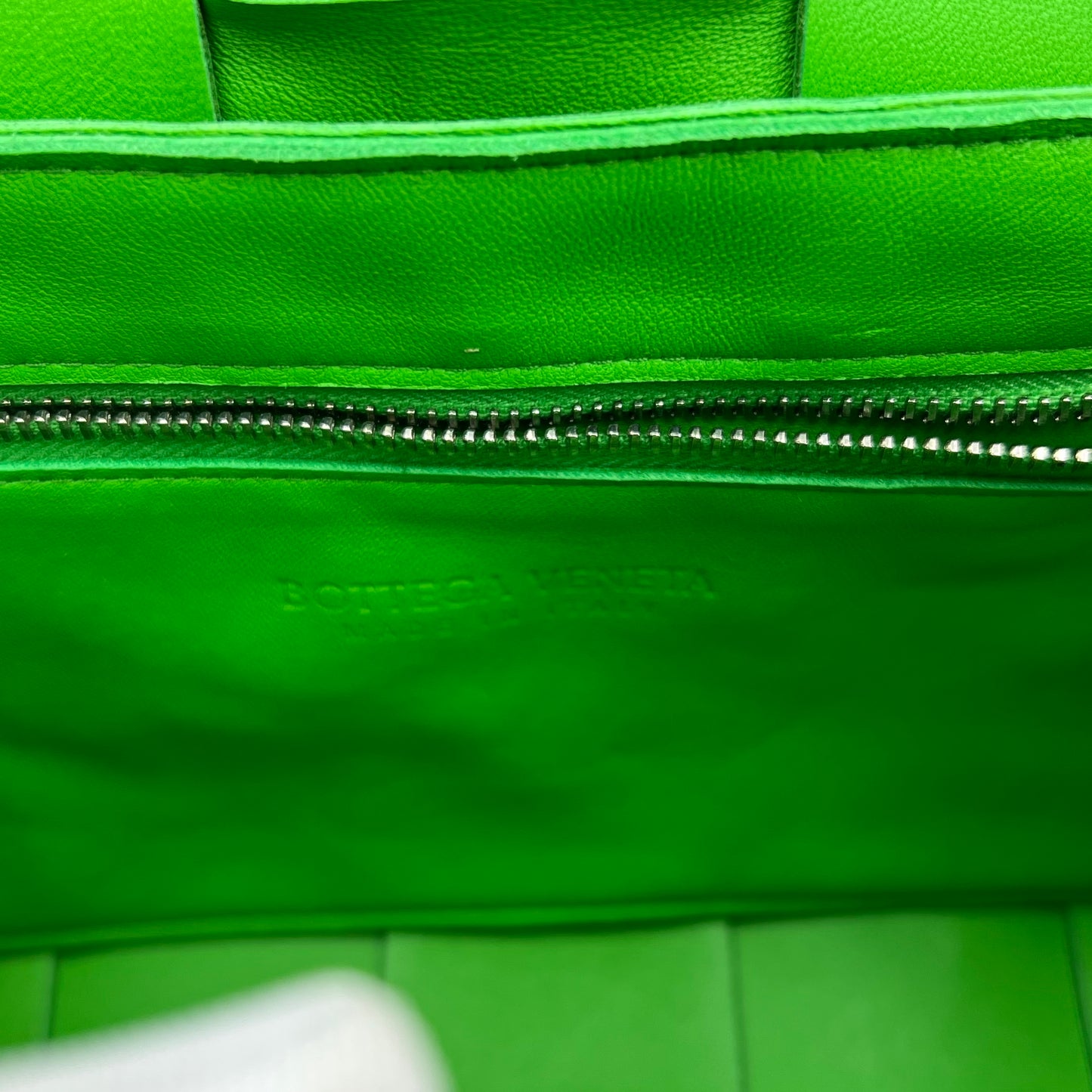 Lambskin Maxi Intrecciato Cassette Crossbody Bag Grass