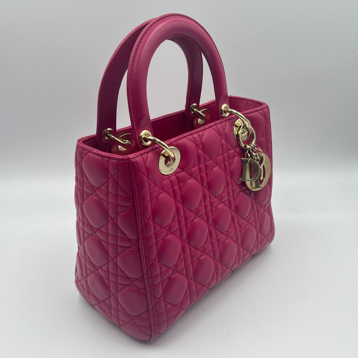 Cannage Lady Dior Medium Pink — view 3 of 8 Cannage Lady Dior Medium Pink, view 3 of 8
