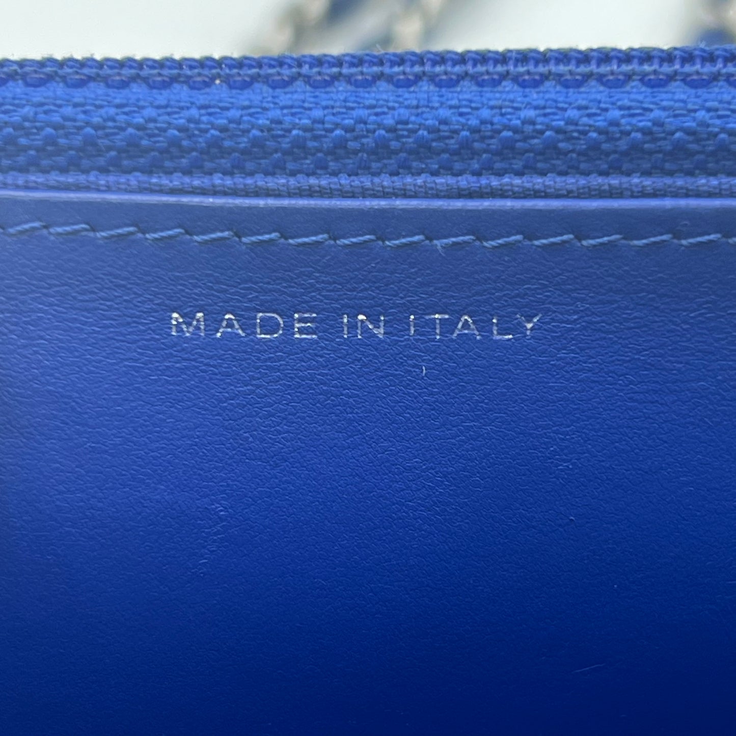 Classic Quilted Wallet On Chain Blue