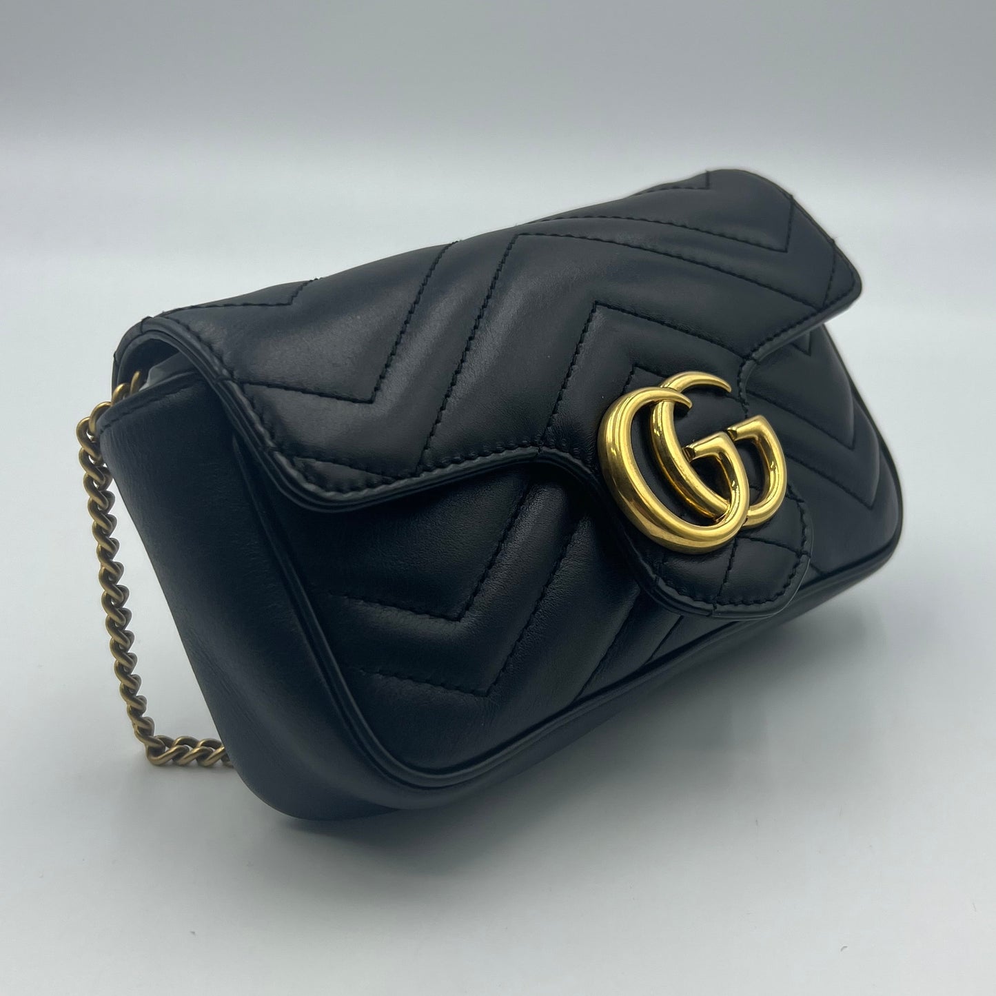 Calfskin Matelasse Super Mini GG Marmont Shoulder Bag Black