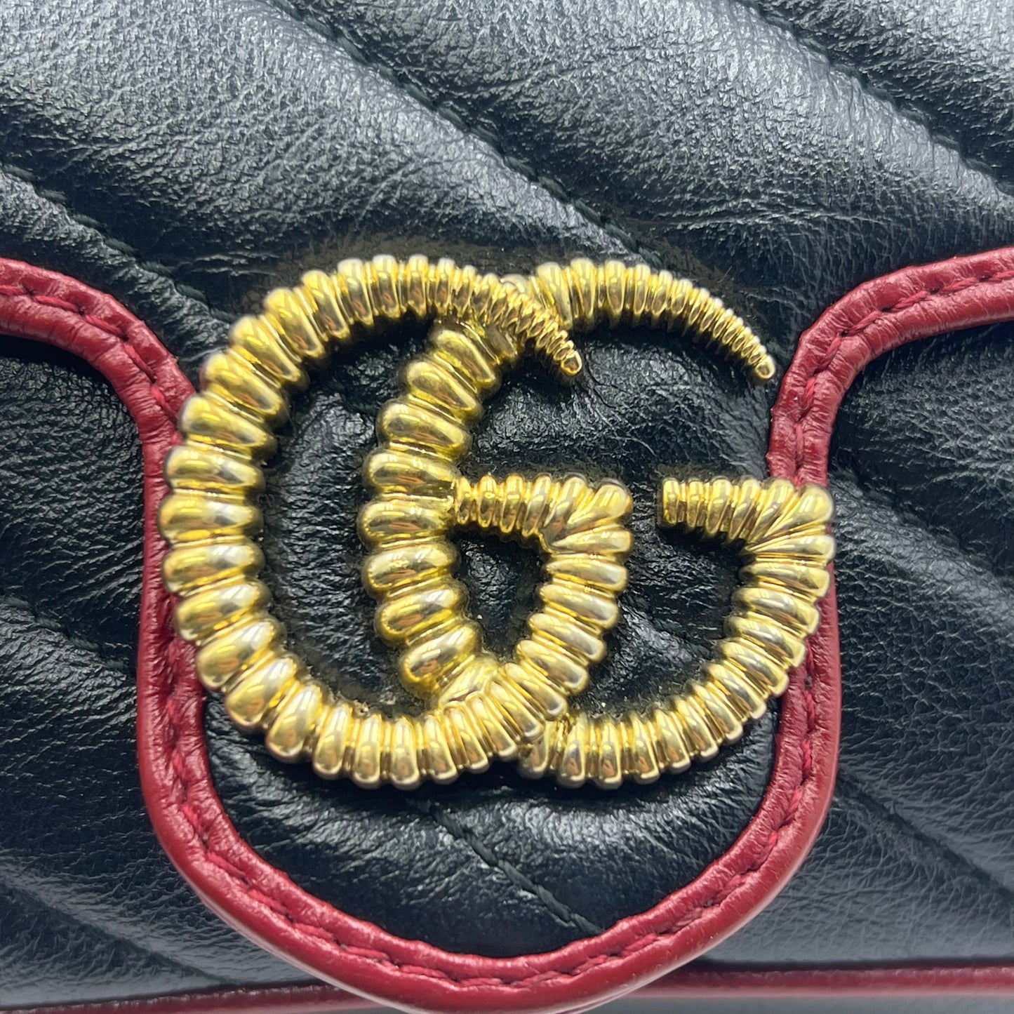 Calfskin Matelasse Super Mini GG Marmont Shoulder Bag Black with Red Trim