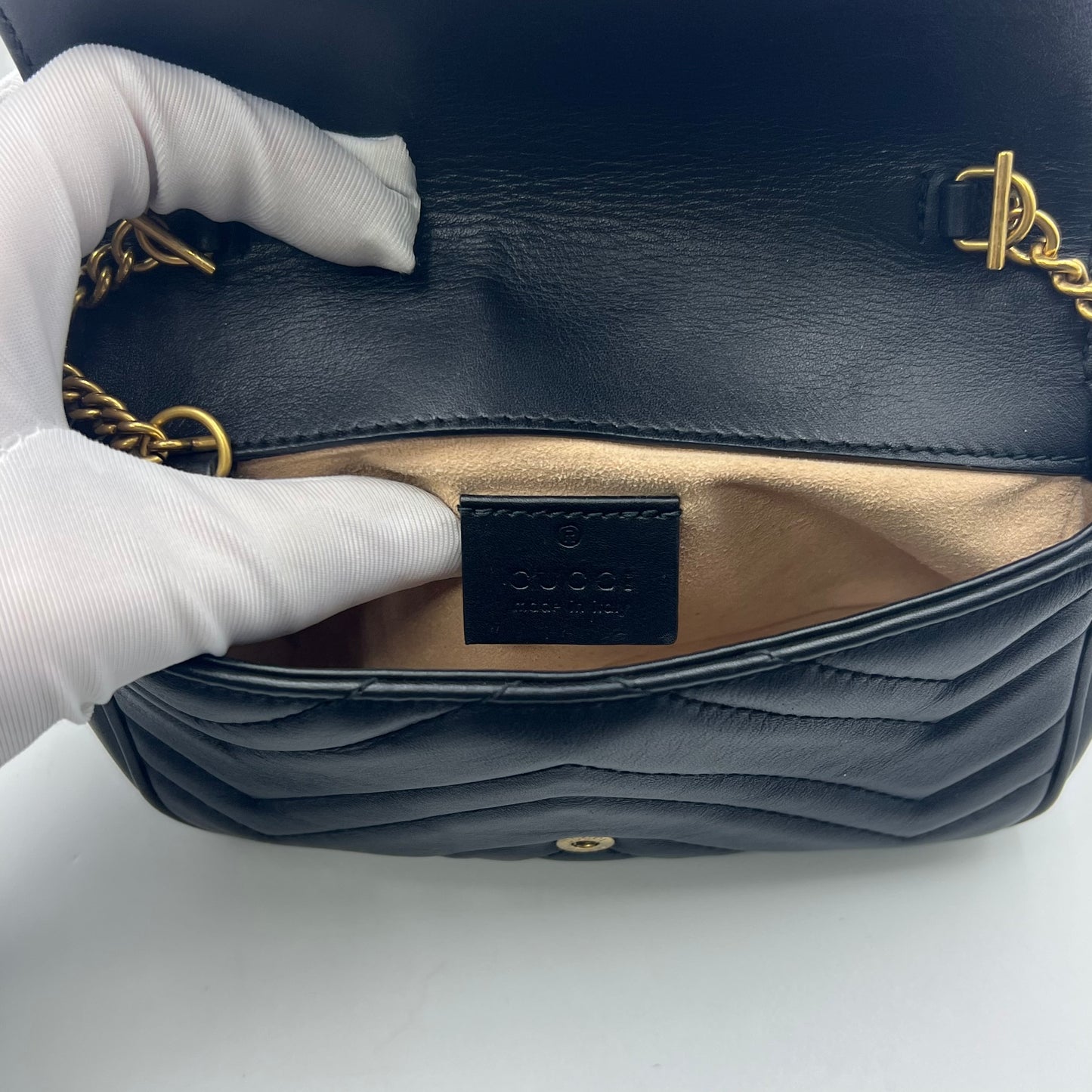 Calfskin Matelasse Super Mini GG Marmont Shoulder Bag Black