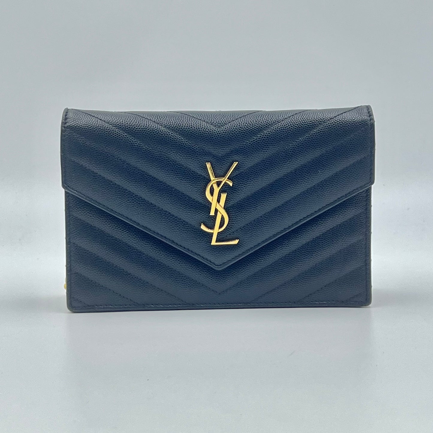 enveloppe leather crossbody bag