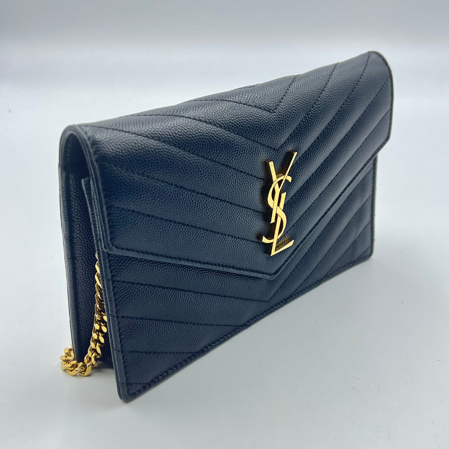 enveloppe leather crossbody bag
