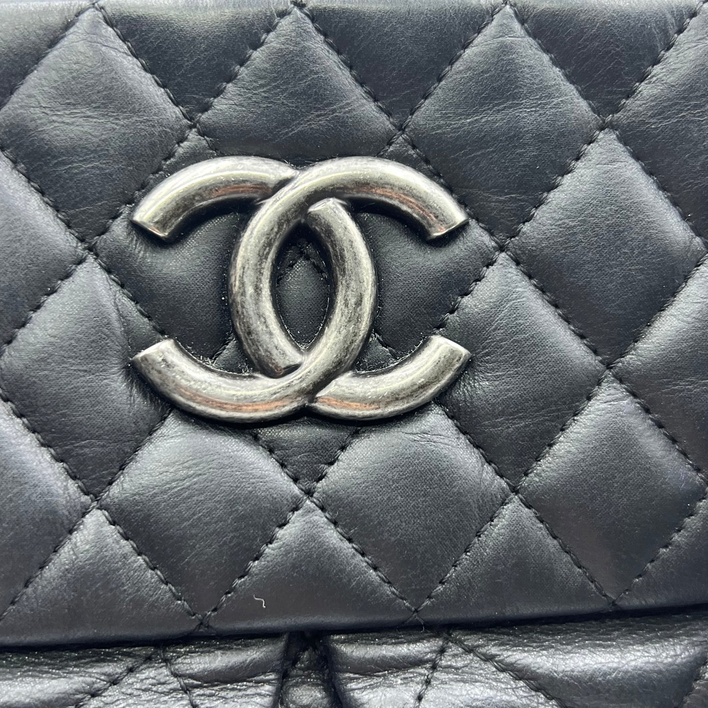 Black Quilted Iridescent Calfskin Leather Chic Quilt Bowling Bag
