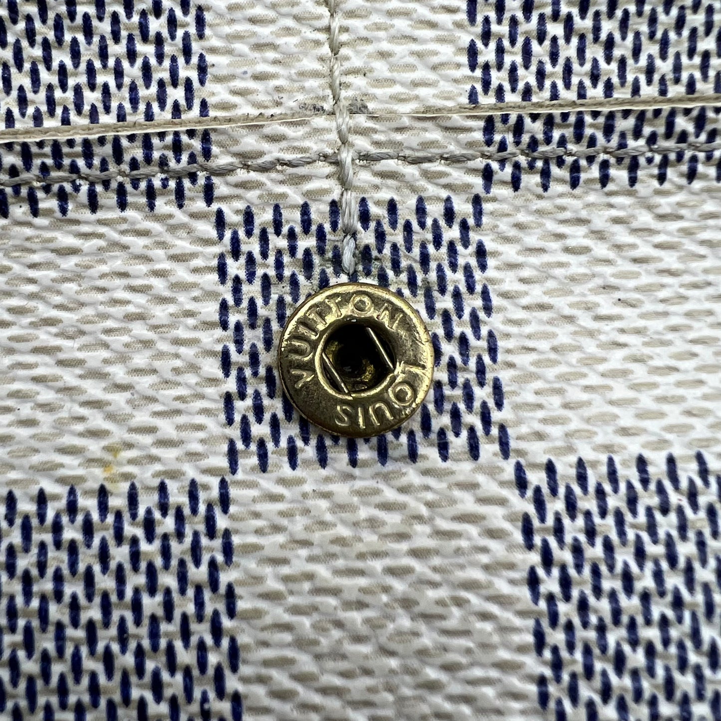Damier Azur Portefeuille Sarah Long Wallet