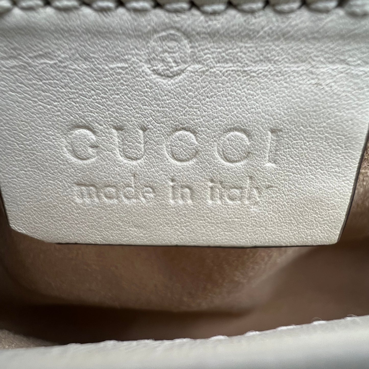 GG Marmont Super Mini Cream White