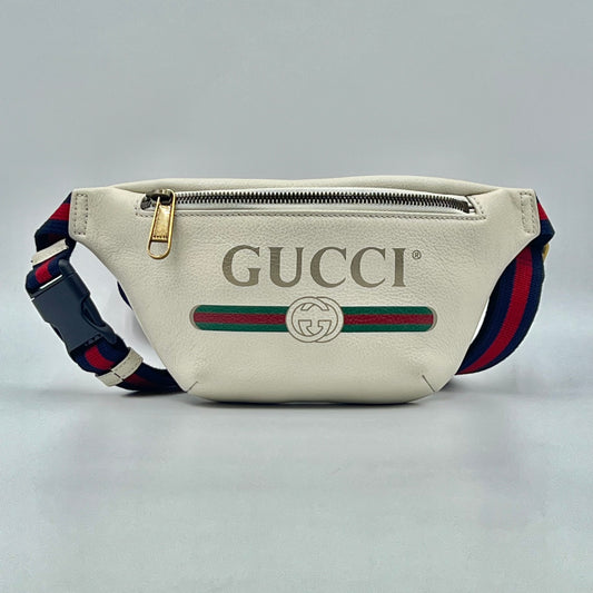 GUCCI Logo Grained Calfskin Fanny Pack Belt Bag