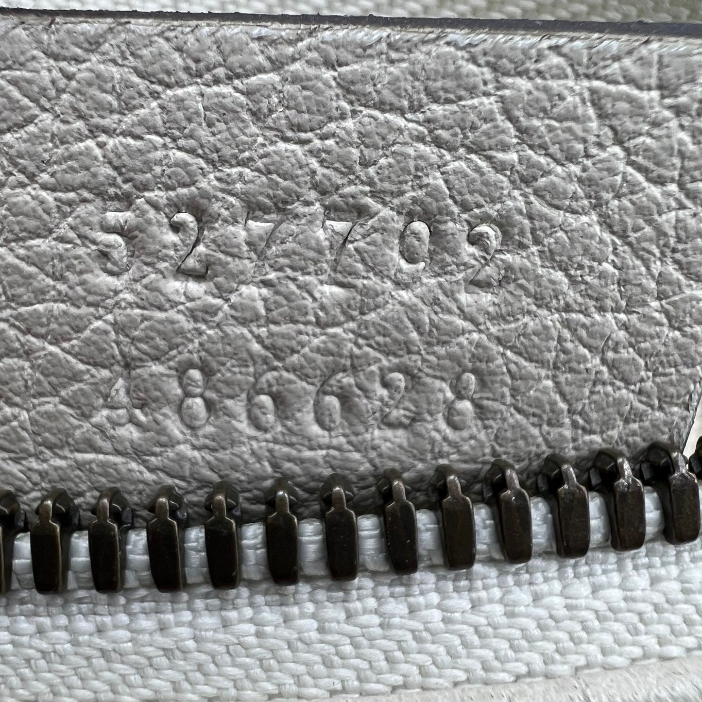 GUCCI Logo Grained Calfskin Fanny Pack Belt Bag