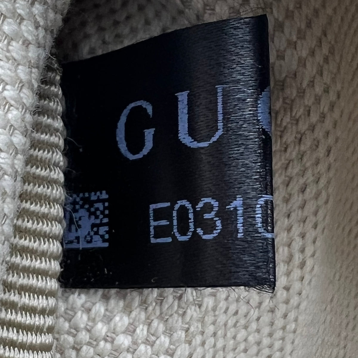GUCCI Logo Grained Calfskin Fanny Pack Belt Bag — view 7 of 9 GUCCI Logo Grained Calfskin Fanny Pack Belt Bag, view 7 of 9