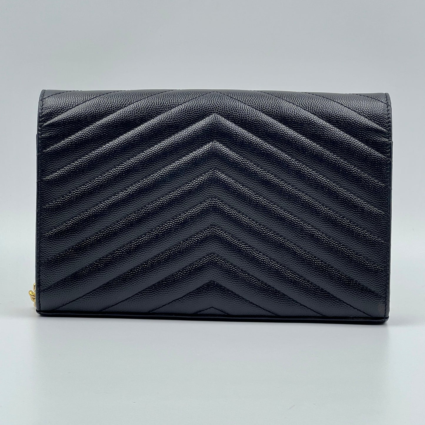 CLASSIC CASSANDRE CHAIN WALLET IN GRAIN DE POUDRE LEATHER