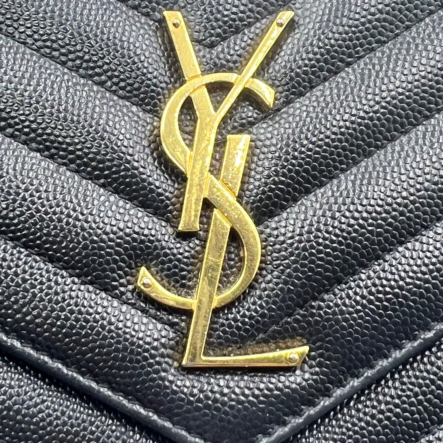 CLASSIC CASSANDRE CHAIN WALLET IN GRAIN DE POUDRE LEATHER