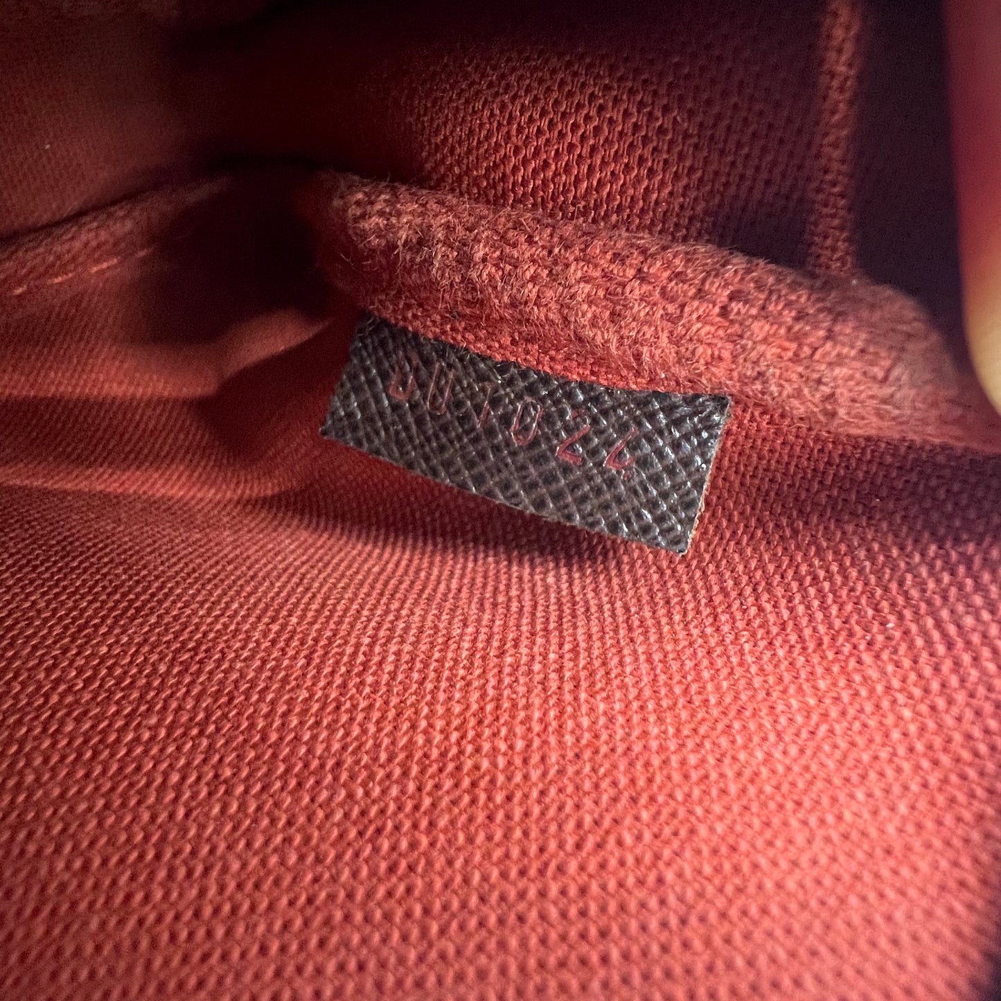 Damier Ebene Pochette