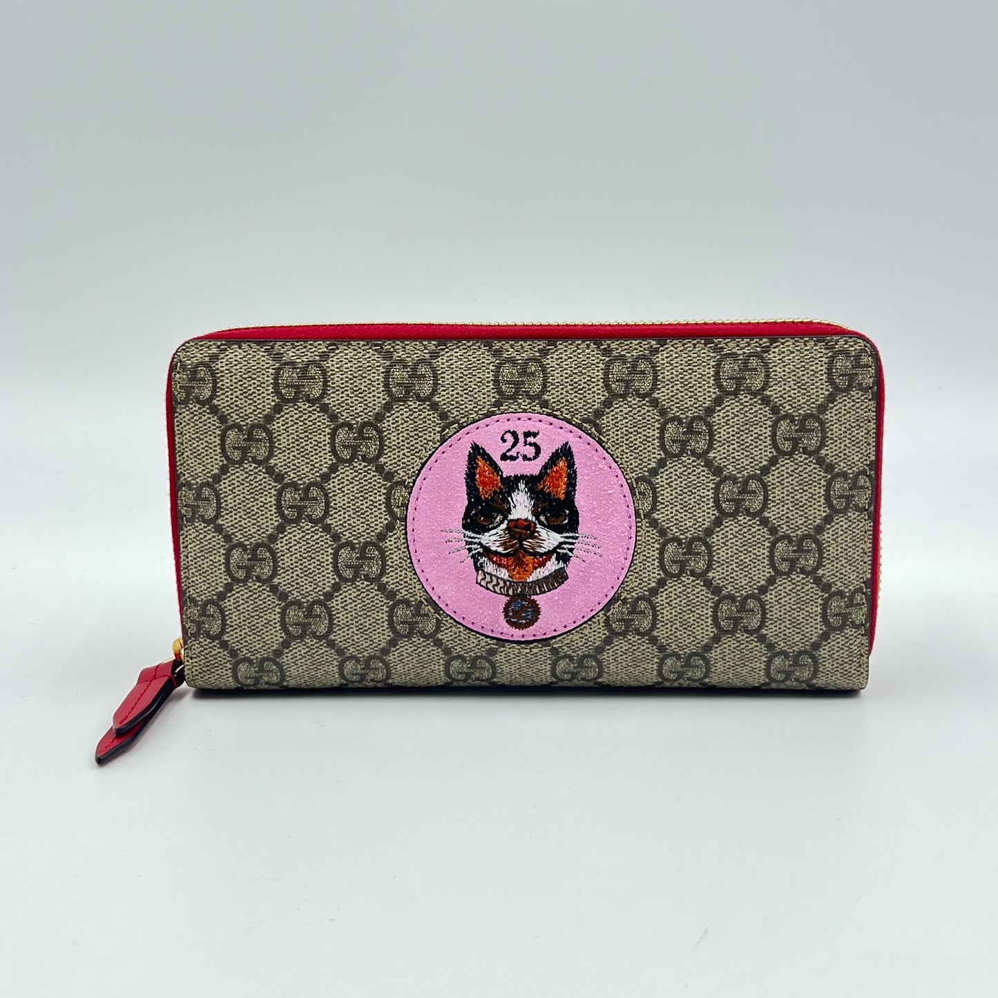 Gucci Beige/Red GG Supreme Limited Edition Bosco Patch Zip Around Wallet