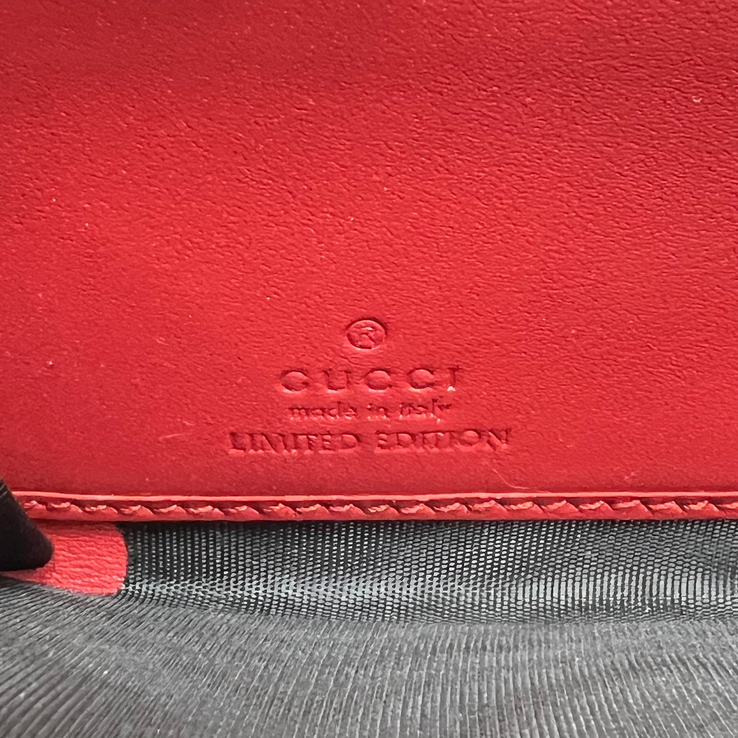 Gucci Beige/Red GG Supreme Limited Edition Bosco Patch Zip Around Wallet
