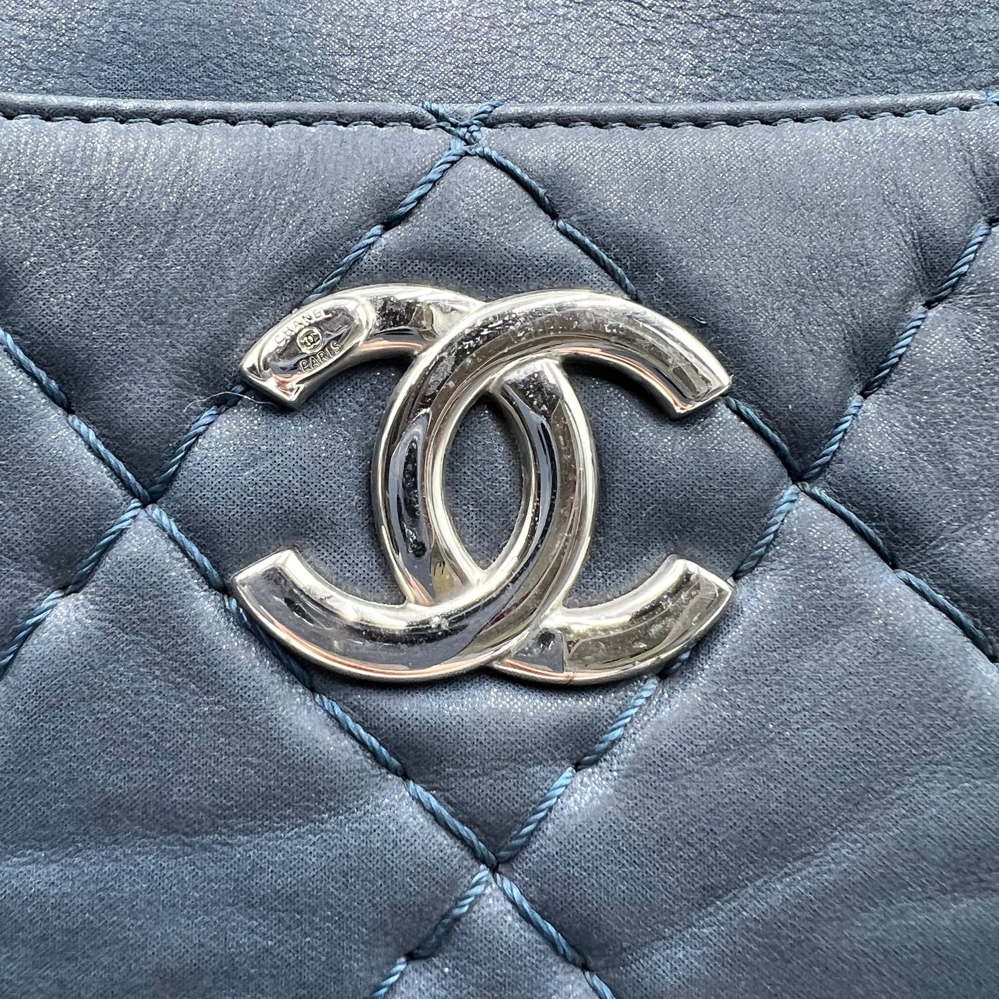 Navy Quilted Leather Iridescent Relax CC Shoulder Bag