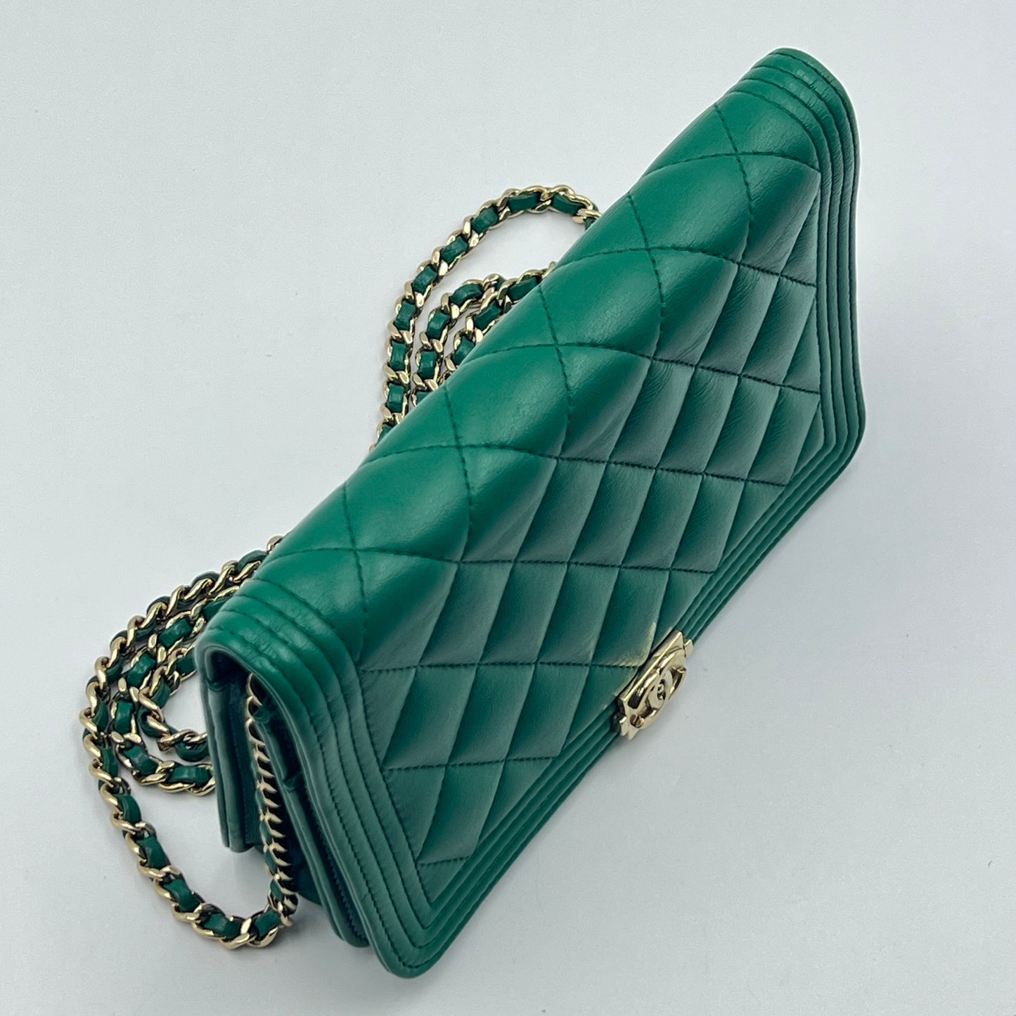 Lambskin Boy Wallet On Chain Forest Green
