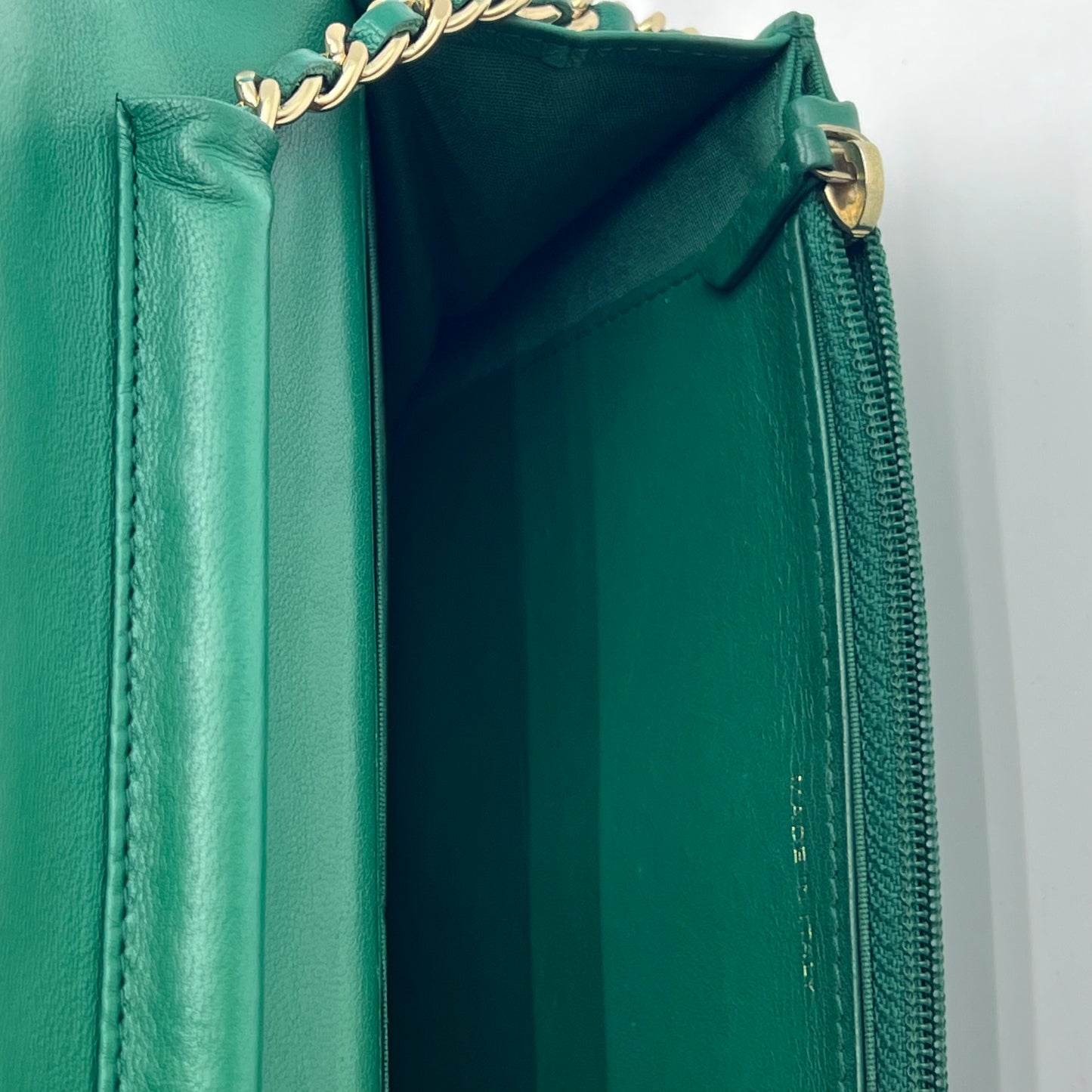 Lambskin Boy Wallet On Chain Forest Green