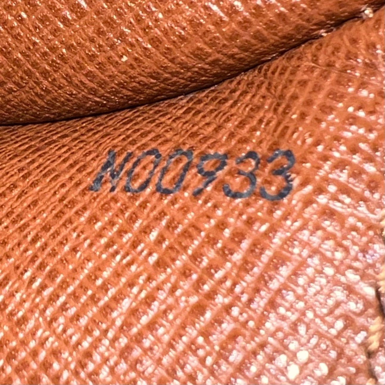 Monogram Papillon 30