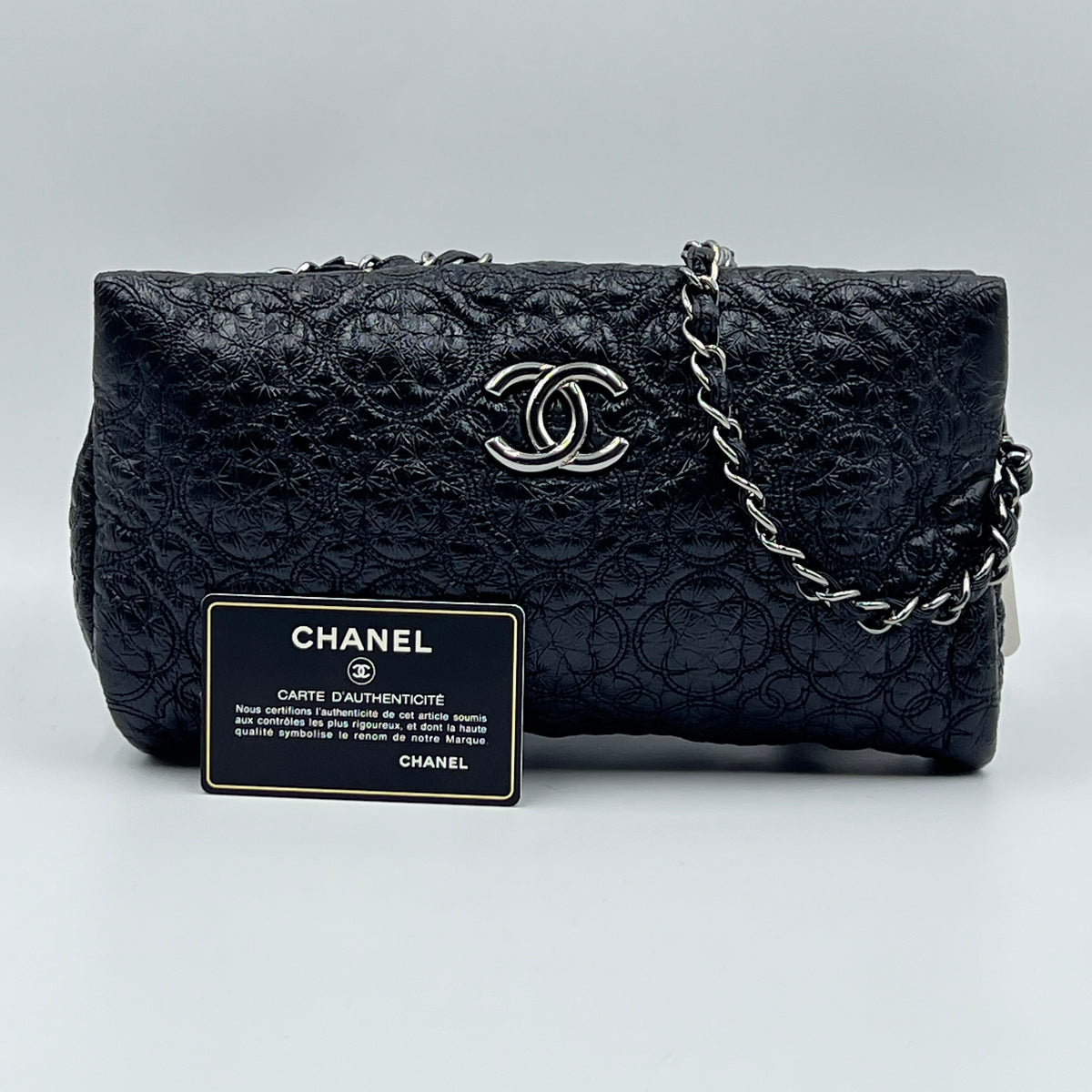 Camellia Patent Pochette