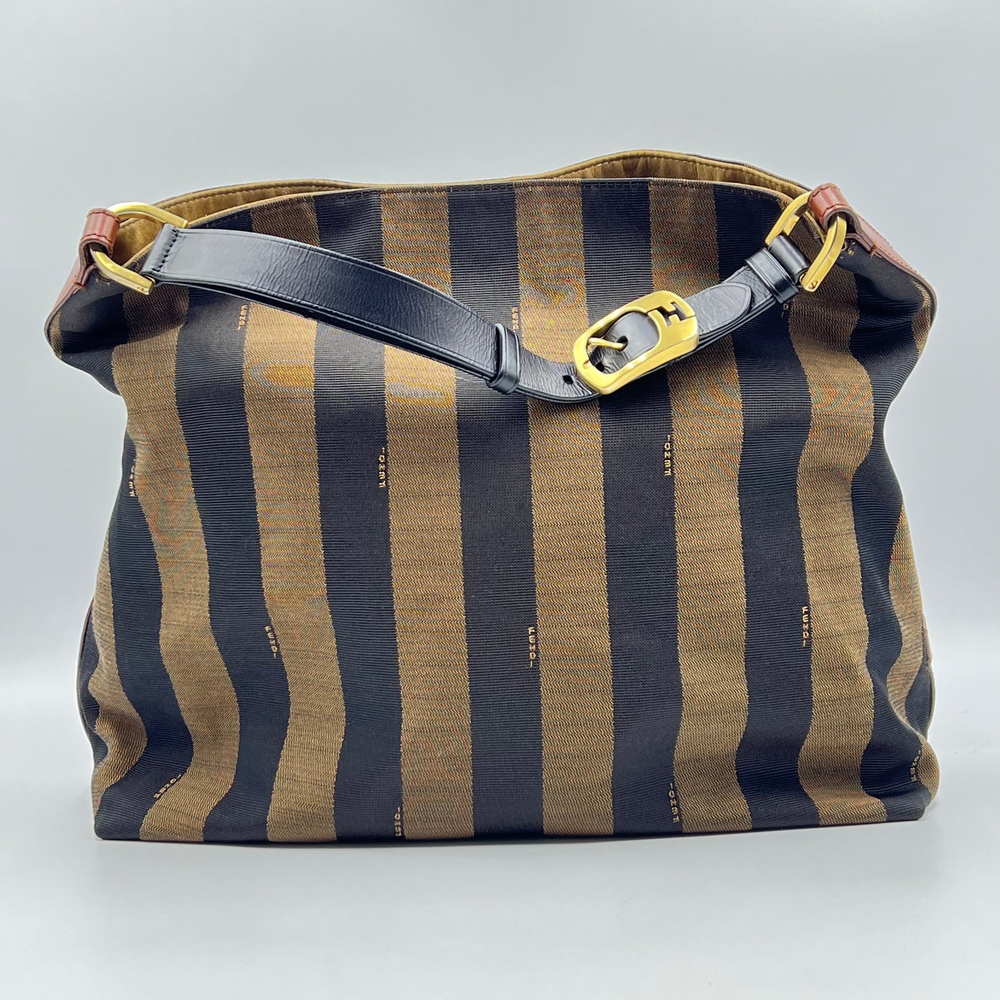 Pequin Cuoio Vegetale Large Hobo Tobaccoo Black Cuoio