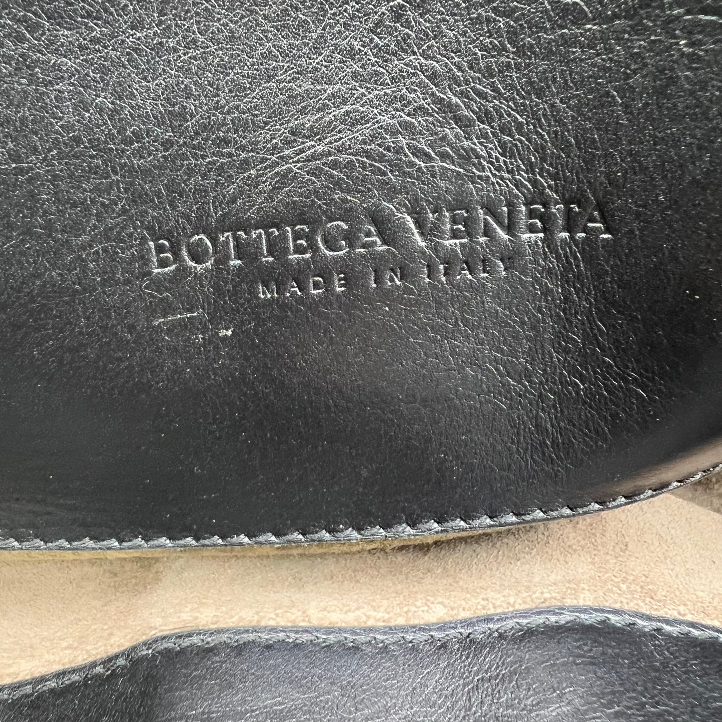 Intrecciato Medium Roma Bag Black