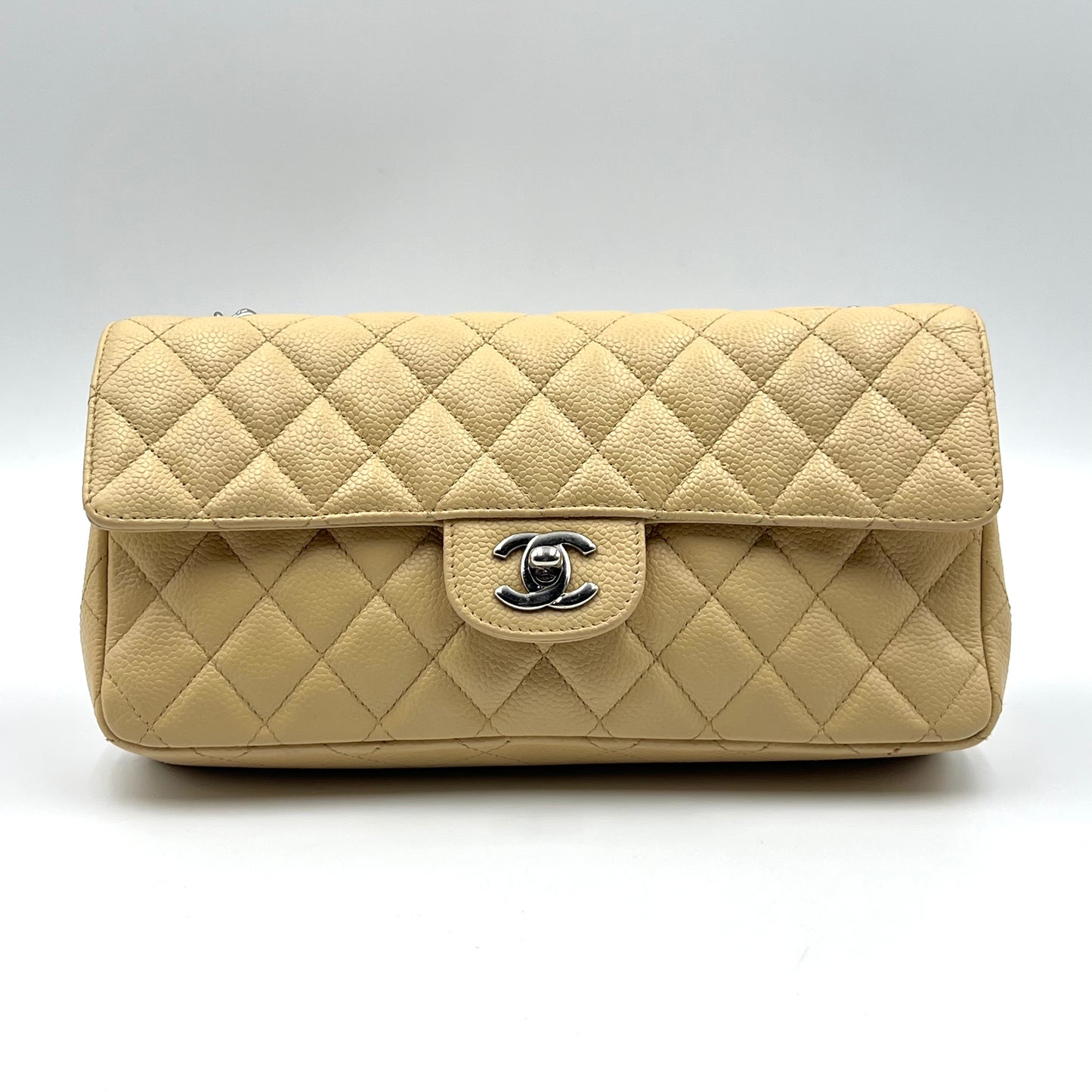 Caviar Quilted East West Flap Beige Clair