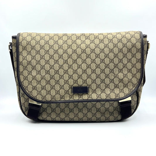 Messenger Bag in GG Supreme Canvas