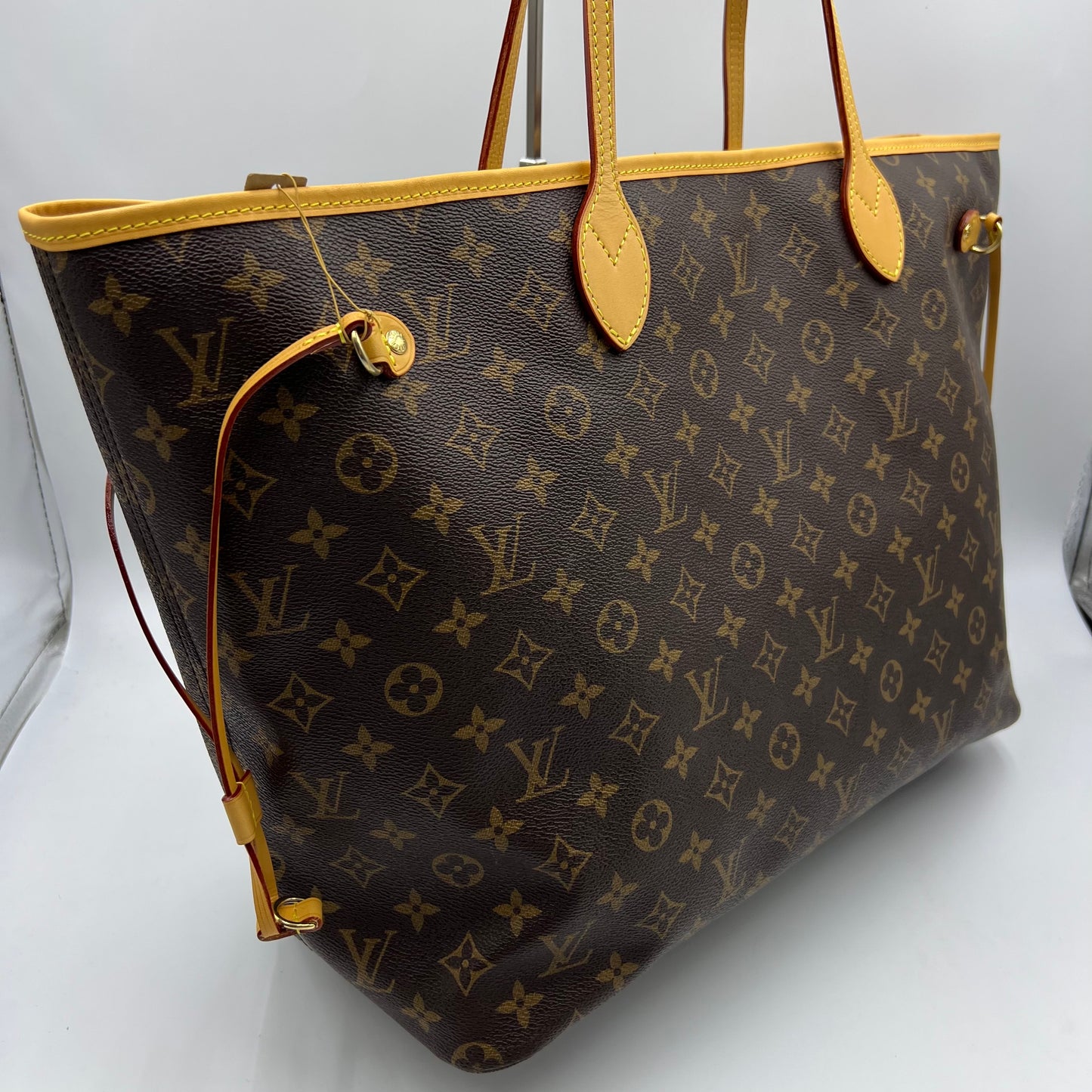Neverfull Tote Monogram Canvas GM