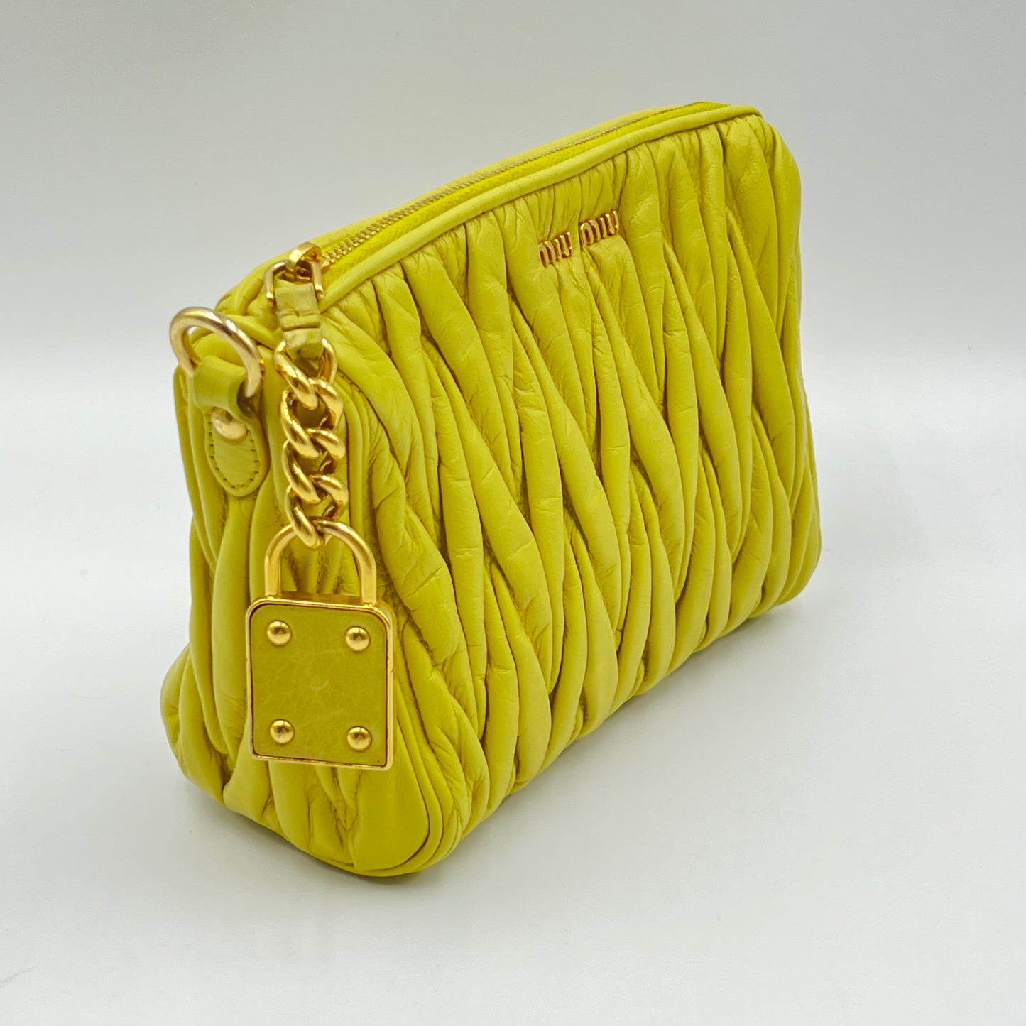 Matelasse Shoulder Bag Quilted Lambskin in Yellow