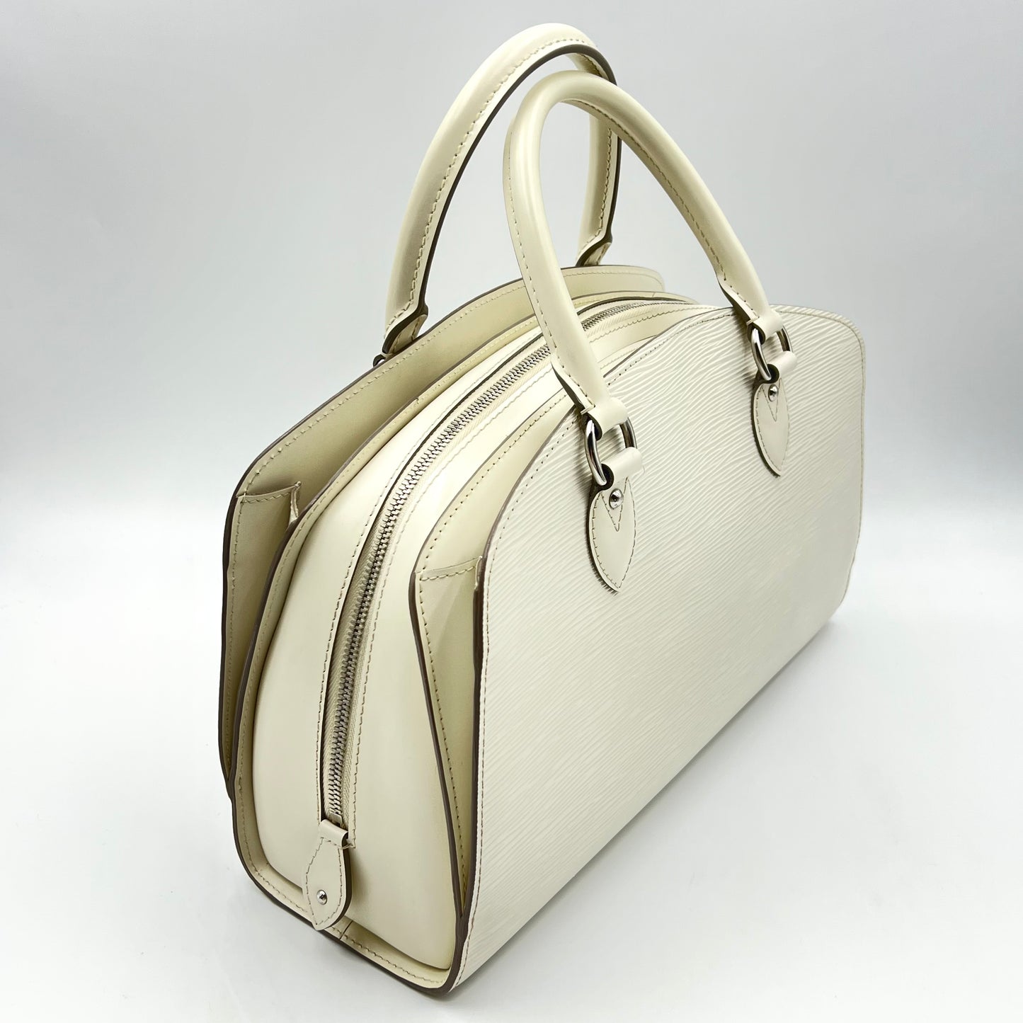 Epi Leather Pont Neuf PM Vintage