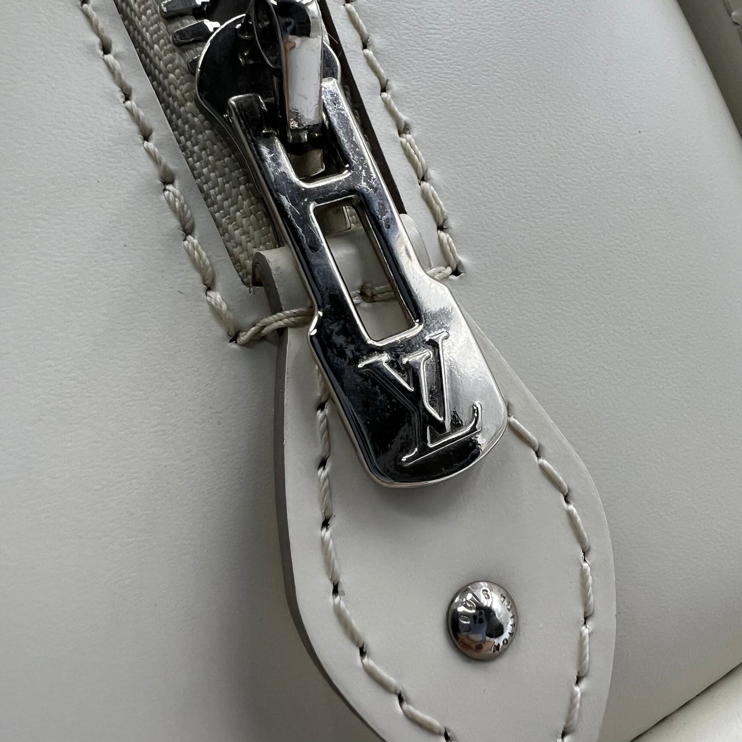 Epi Leather Pont Neuf PM Vintage