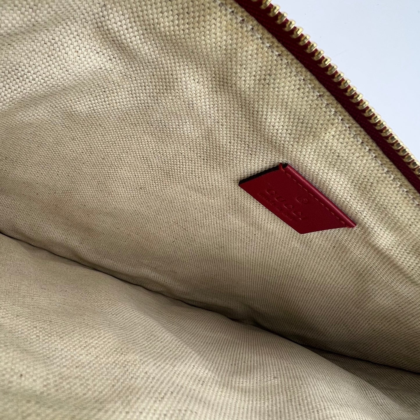 GG Supreme Rainbow Clutch Bag