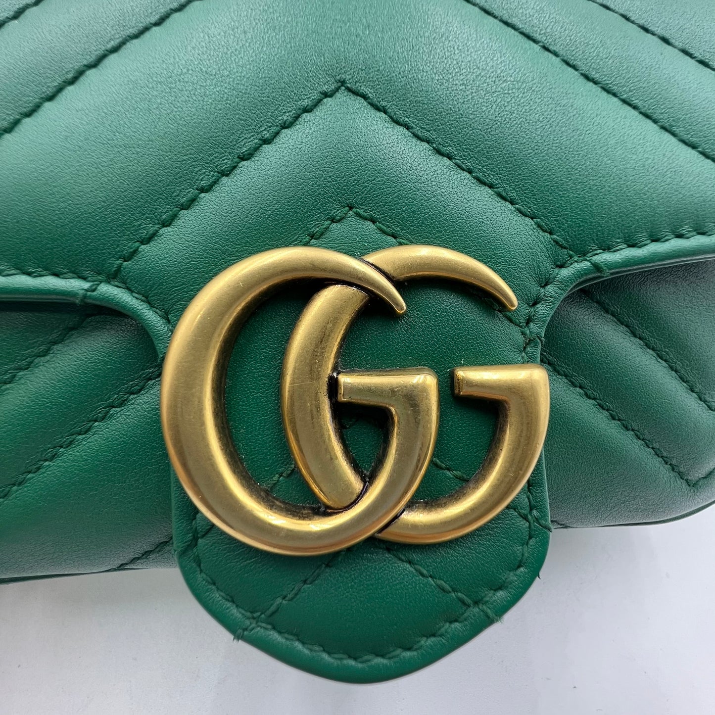 Calfskin Matelasse Super Mini GG Marmont Shoulder Bag Emerald Green