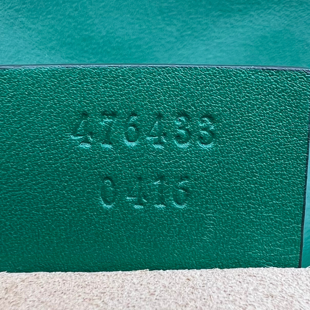 Calfskin Matelasse Super Mini GG Marmont Shoulder Bag Emerald Green
