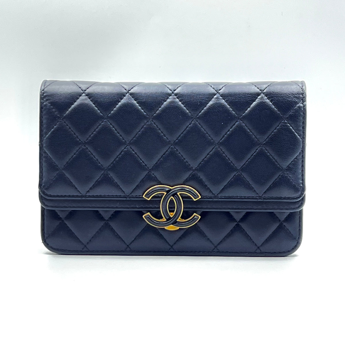 Chanel CC Quilted Lambskin Chic Wallet on Chain — view 1 of 8 CC Quilted Lambskin Chic Wallet on Chain, view 1 of 8