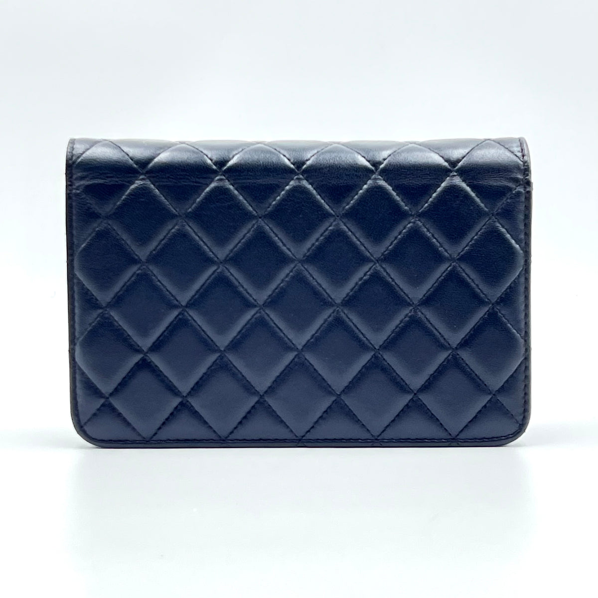 Chanel CC Quilted Lambskin Chic Wallet on Chain — view 2 of 8 CC Quilted Lambskin Chic Wallet on Chain, view 2 of 8