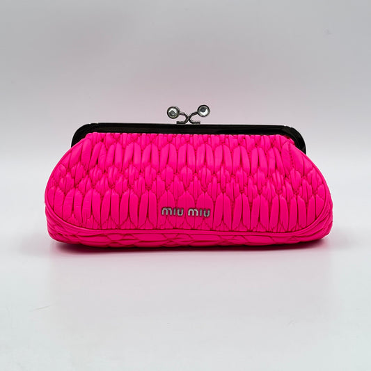 matelasse nappa kiss lock clutch