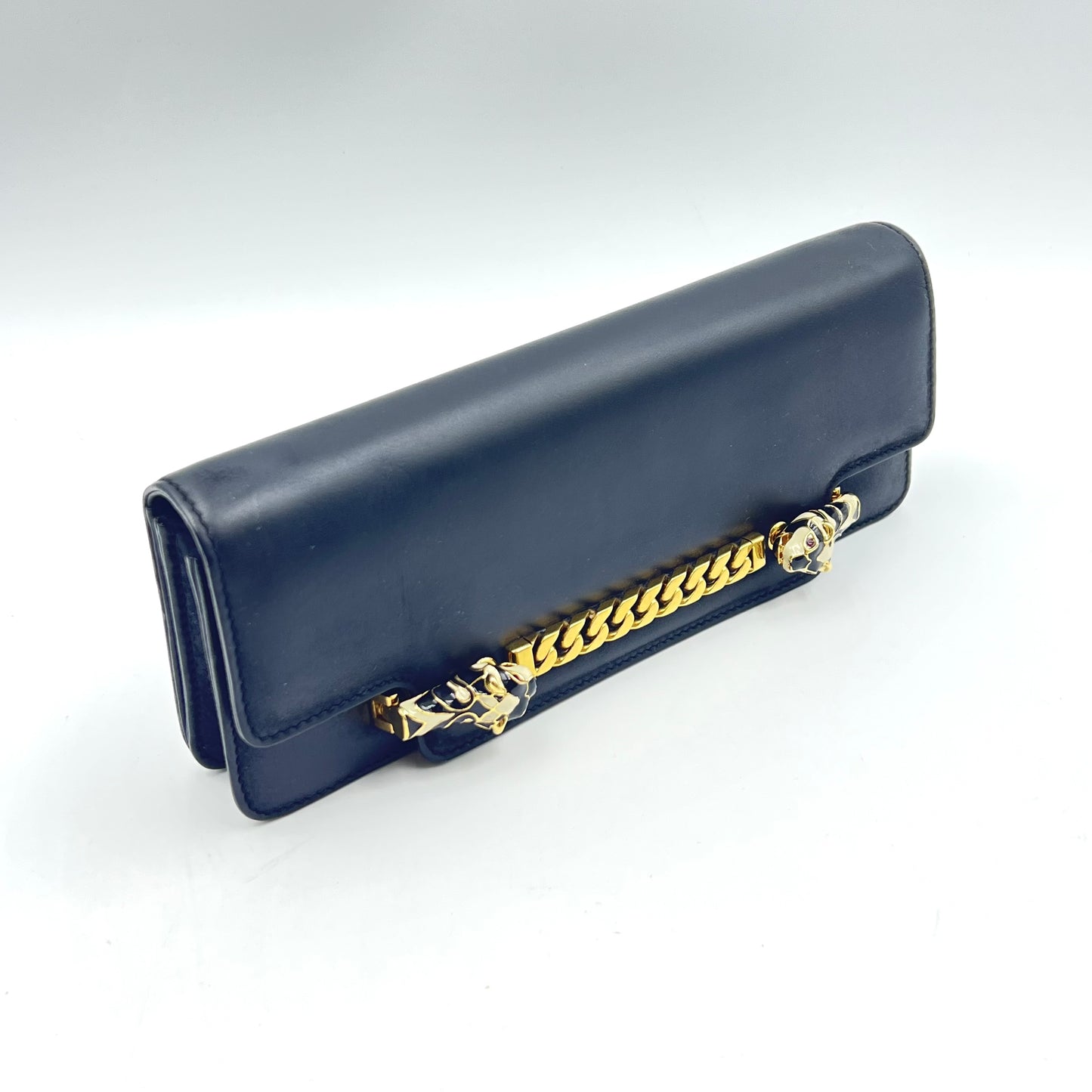 Tiger Head Clutch