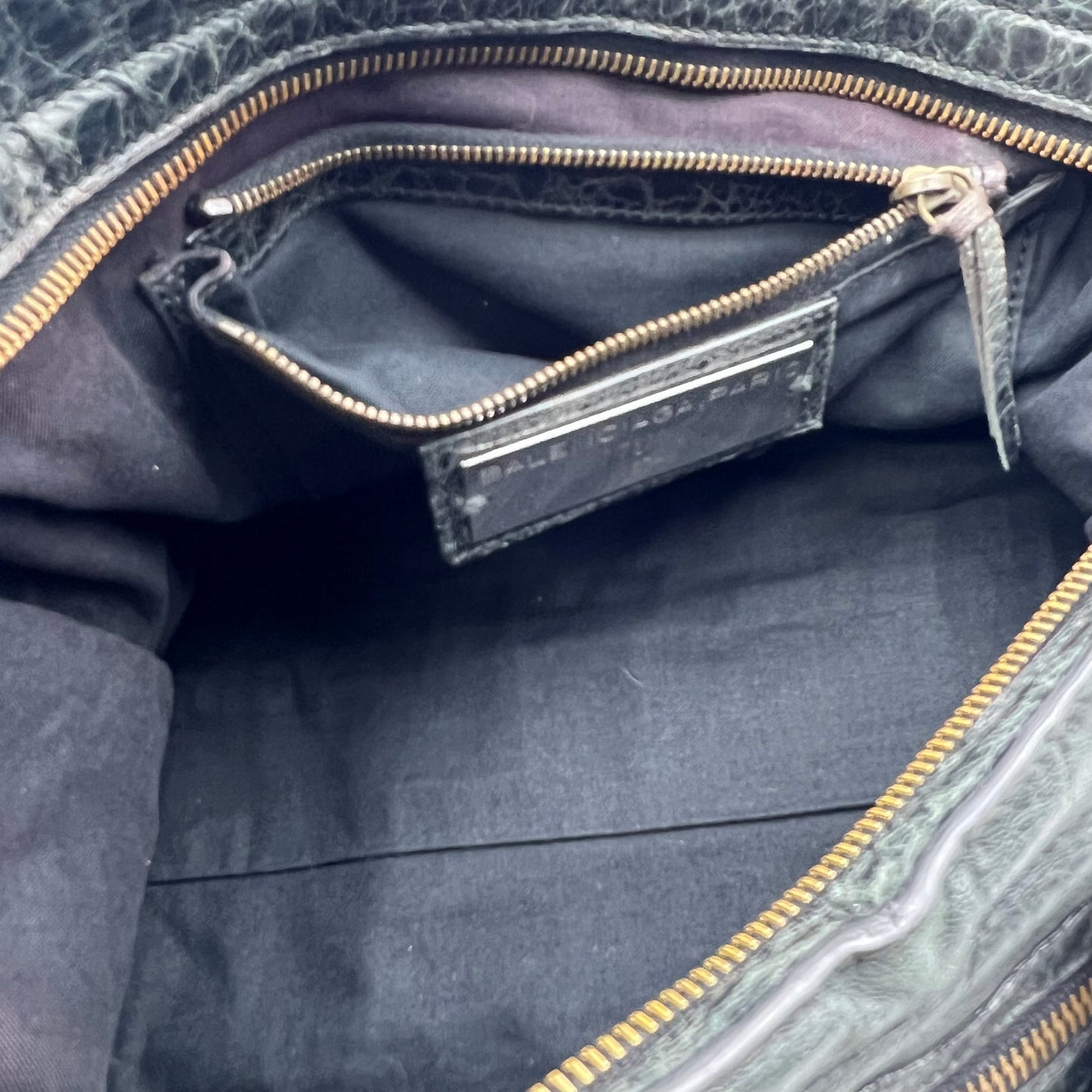 City Leather Bag Dark Olive Gray