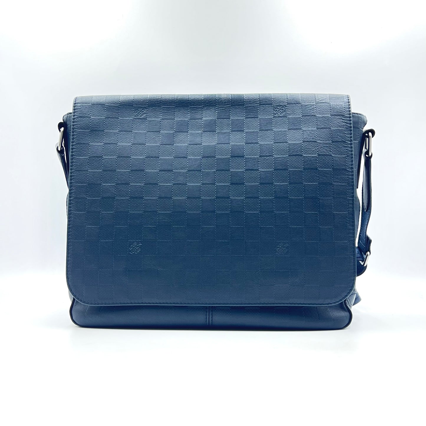 District Messenger Bag Damier Infini Leather MM