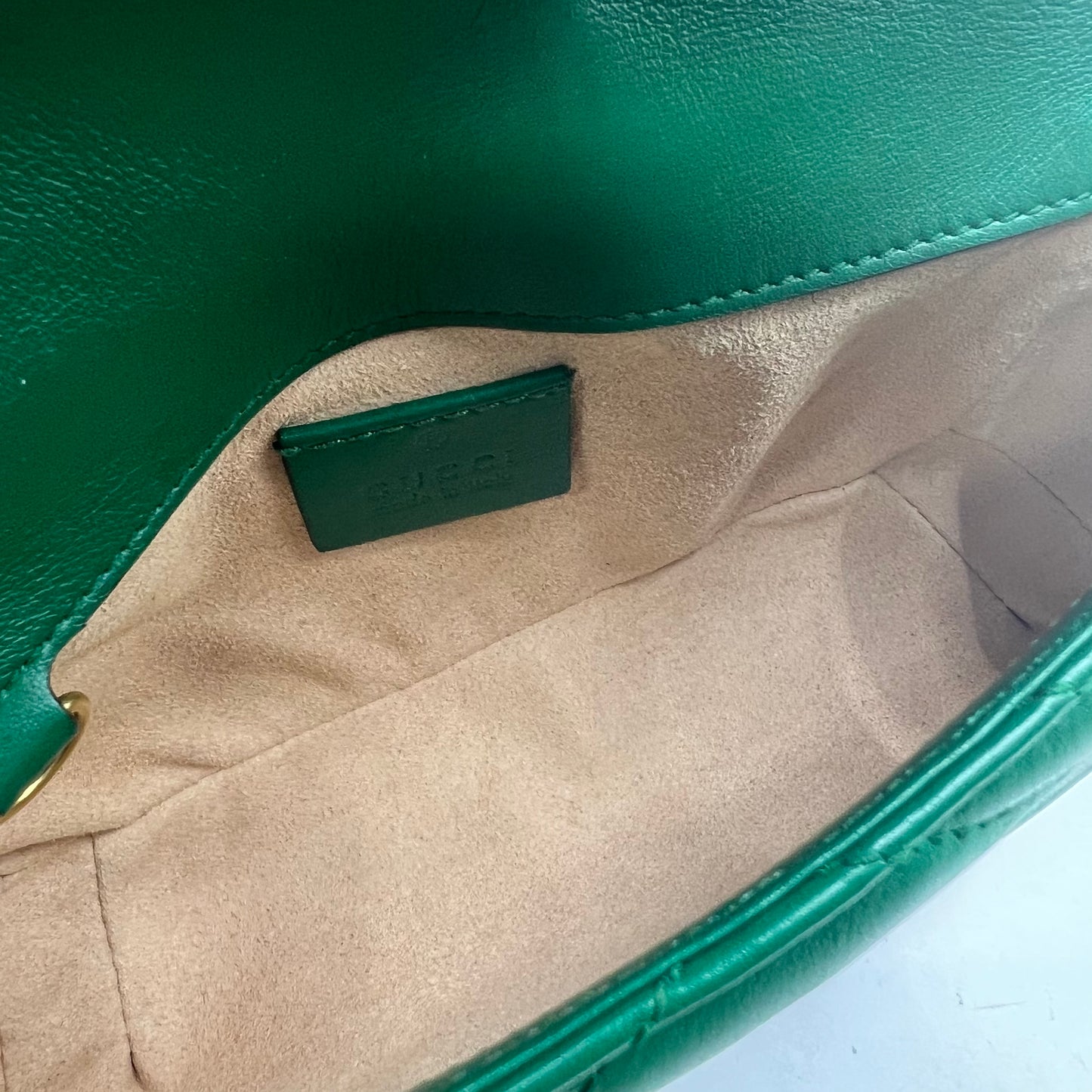 Calfskin Matelasse Super Mini GG Marmont Shoulder Bag Emerald Green