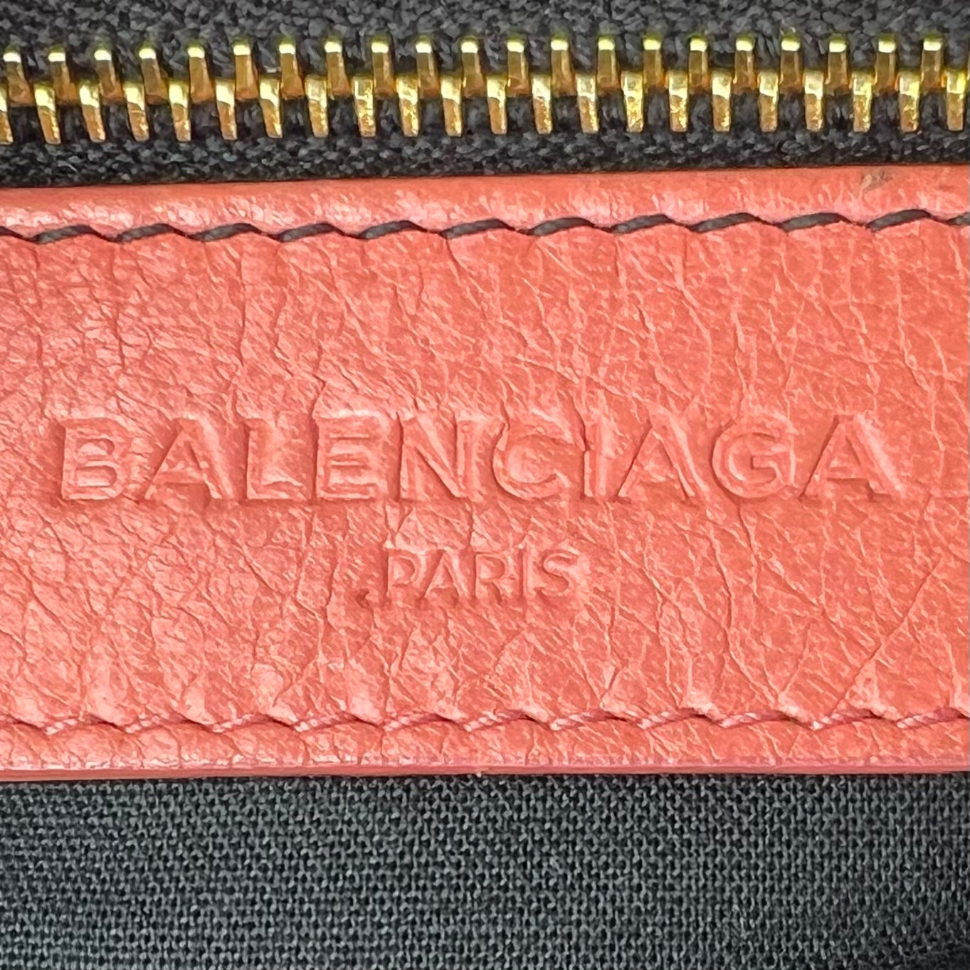 Agneau Giant 12 Gold Hardware City Peach Pink Medium
