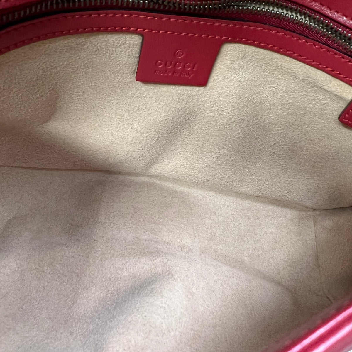 Calfskin Matelasse Small GG Marmont Shoulder Bag Red Calfskin Matelasse Small GG Marmont Shoulder Bag Red, view 5 of 8