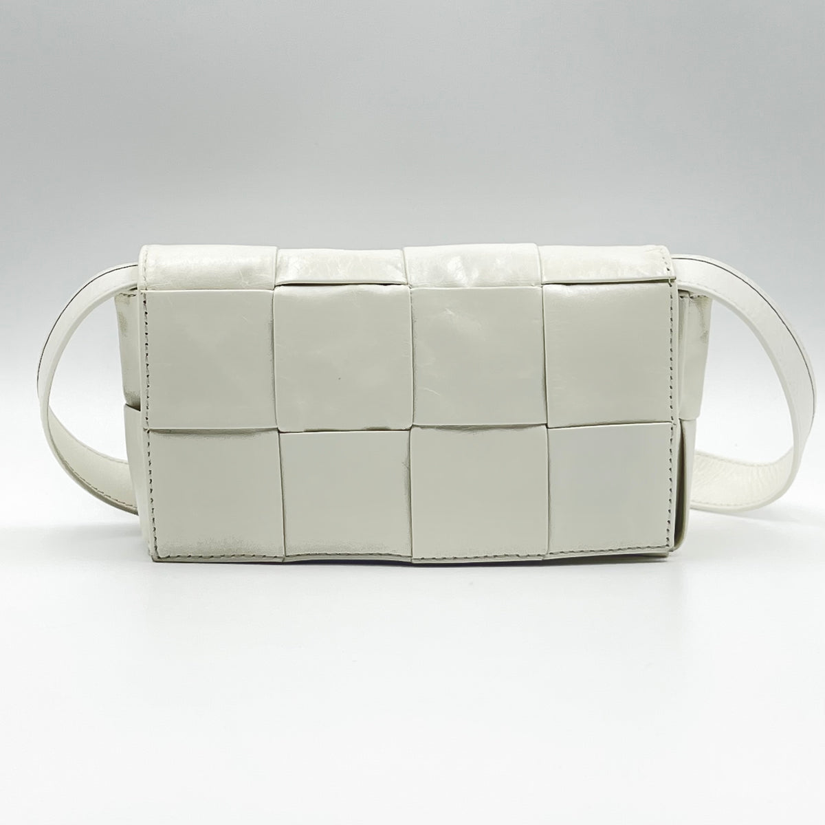 Bottega Veneta Calfskin Intrecciato Cassette Belt Bag White