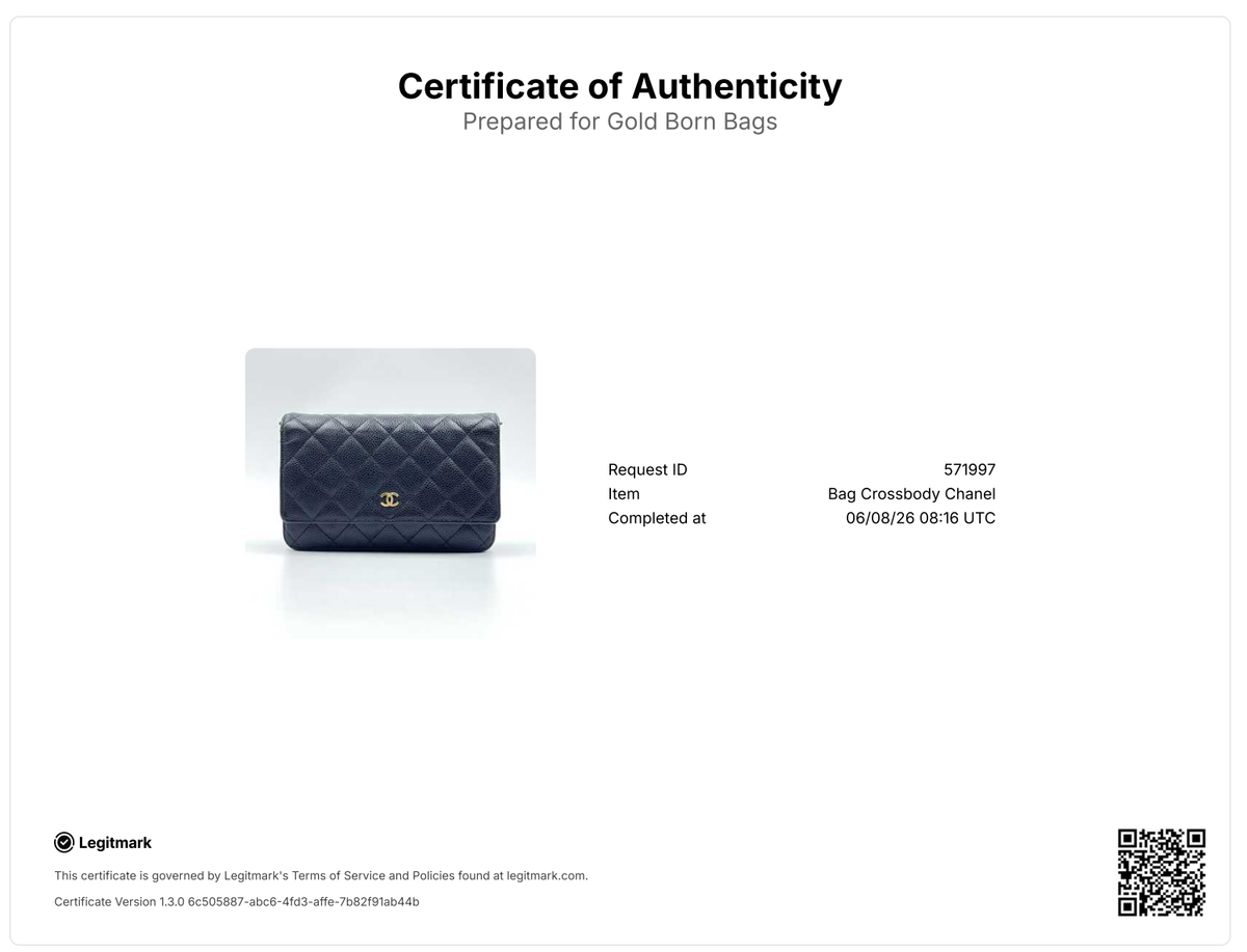 Caviar Quilted Wallet on Chain WOC Black
